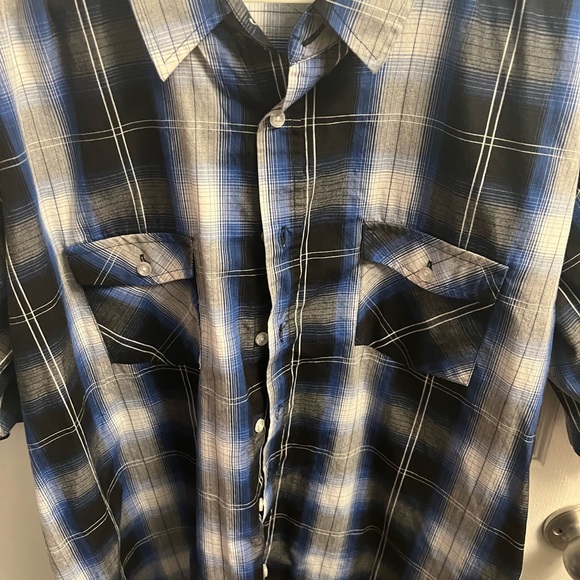 Beverly Hills Polo Club short sleeve button down - Picture 2 of 4